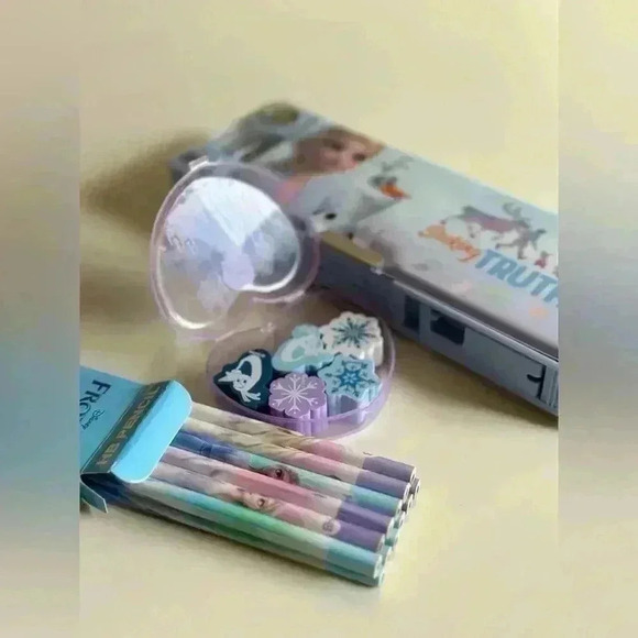 Disney Frozen Pencil Box Matching Set-Blue - Picture 5 of 7